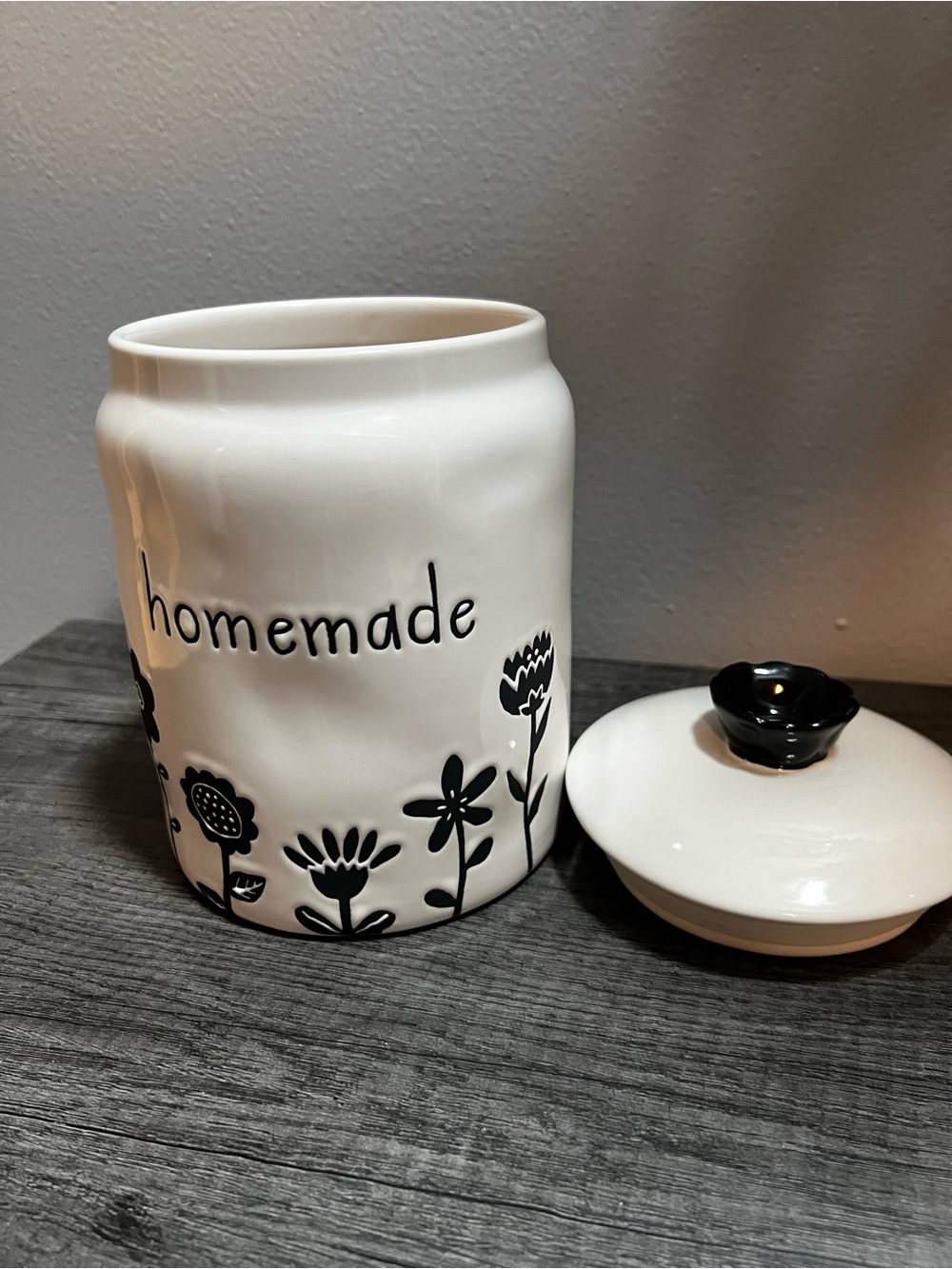 Rae Dunn White Ceramic Lid with Black Logo - Picture 5 of 5